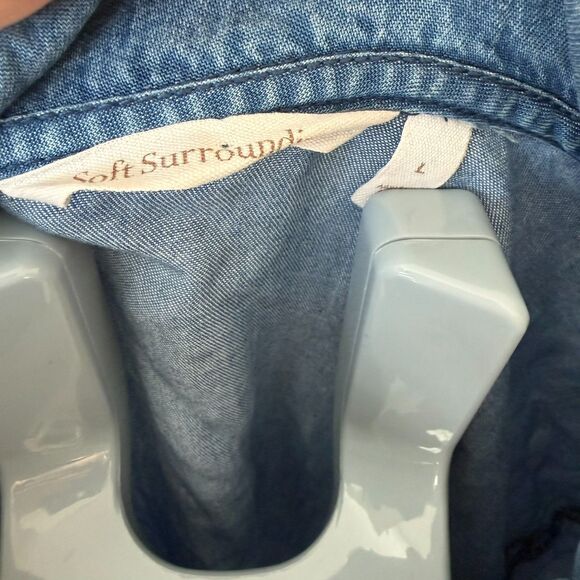 Soft Surroundings Women's LG Top Ruffle Collar Tencel Chambray Button Down ASO - Picture 5 of 8